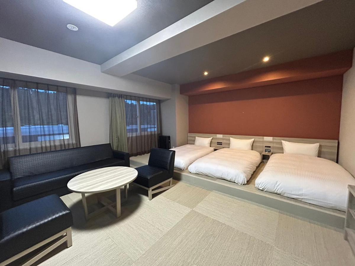 Hotel Route Inn Grand จิจิบุ ภายนอก รูปภาพ